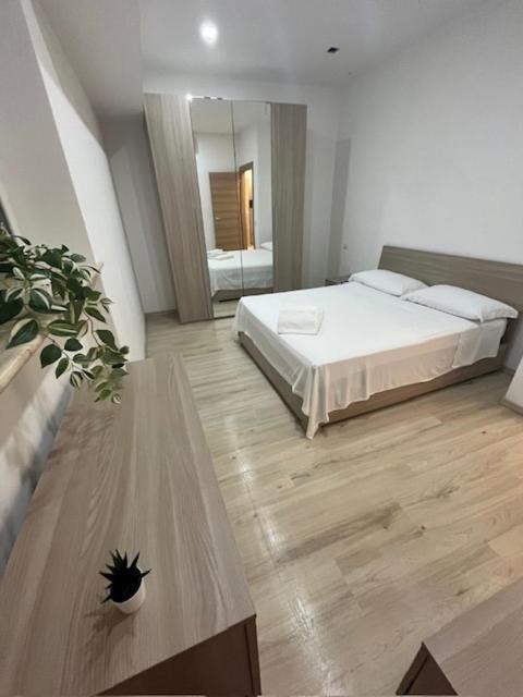 Villa Milano Apt. N. 2 Екстер'єр фото